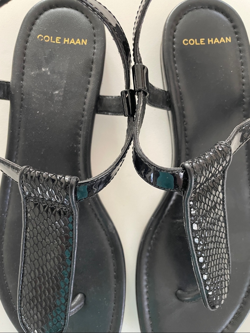 Cole Haan Black Patent Leather Snake Thong T Strap Flat Sandals
6M - Picture 5 of 6
